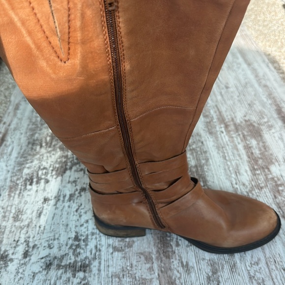 Steve Madden Albany Cognac Leather Belted Riding Boots - Picture 5 of 9